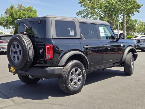 SHADOW BLACK 2025 Ford Bronco BIG BEND