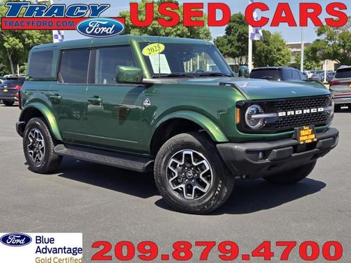 ERUPTION GREEN METALLIC 2025 Ford Bronco OUTER BANKS