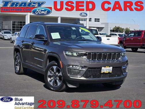 2022 Jeep Grand Cherokee BASE