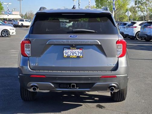 CARBONIZED GRAY METALLIC 2023 Ford Explorer XLT
