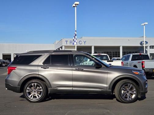 CARBONIZED GRAY METALLIC 2023 Ford Explorer XLT