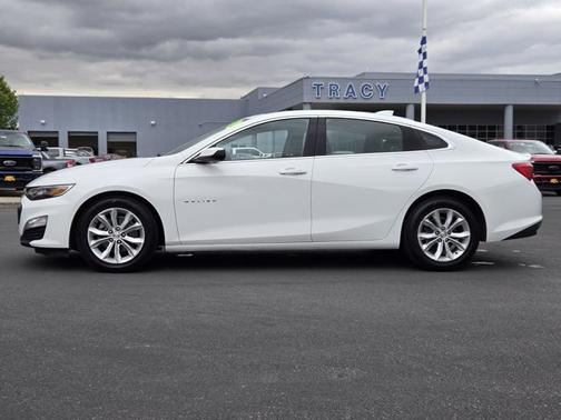 Summit White 2024 Chevrolet Malibu LT W/1LT