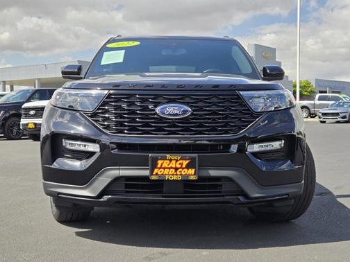AGATE BLACK METALLIC 2022 Ford Explorer ST-LINE