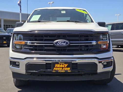 OXFORD WHITE 2025 Ford F-150 XLT