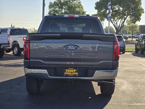 CARBONIZED GRAY METALLIC 2025 Ford F-150 XLT