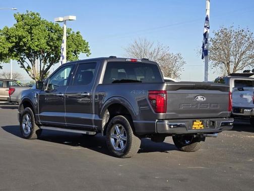 CARBONIZED GRAY METALLIC 2025 Ford F-150 XLT