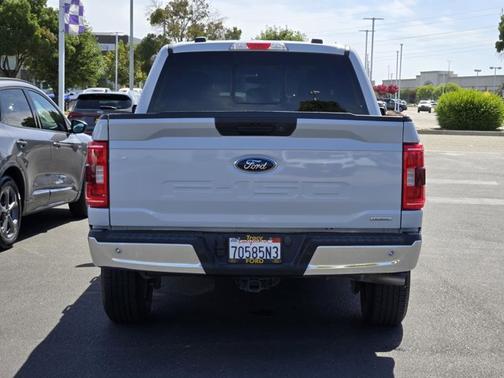 SPACE WHITE METALLIC 2022 Ford F-150 LARIAT