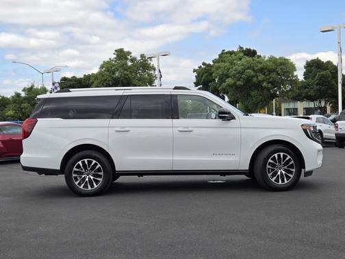 OXFORD WHITE 2025 Ford Expedition PLATINUM