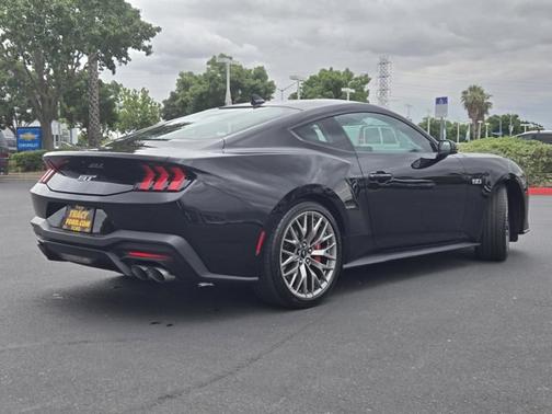 SHADOW BLACK 2025 Ford Mustang