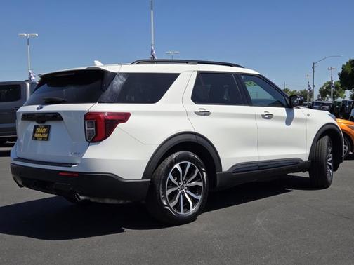 STAR WHITE MET TRI-COAT 2022 Ford Explorer ST-LINE