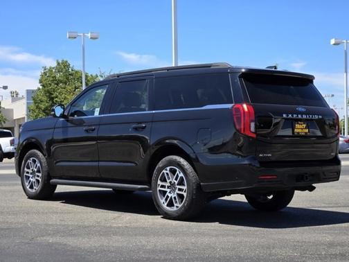 AGATE BLACK METALLIC 2025 Ford Expedition ACTIVE
