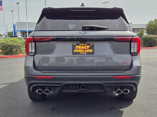 CARBONIZED GRAY METALLIC 2025 Ford Explorer ST