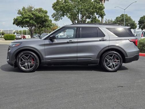 CARBONIZED GRAY METALLIC 2025 Ford Explorer ST