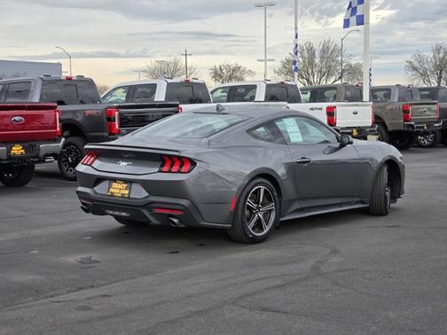 2024 Ford Mustang 