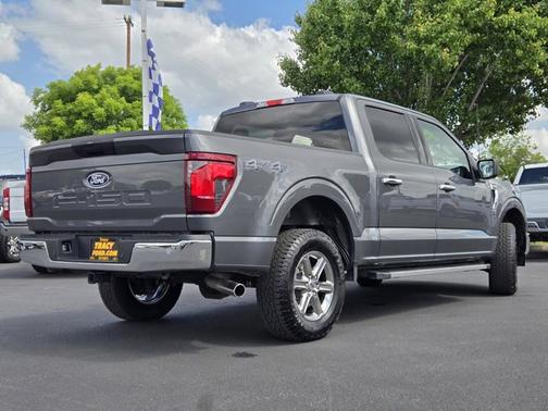 CARBONIZED GRAY METALLIC 2025 Ford F-150 XLT