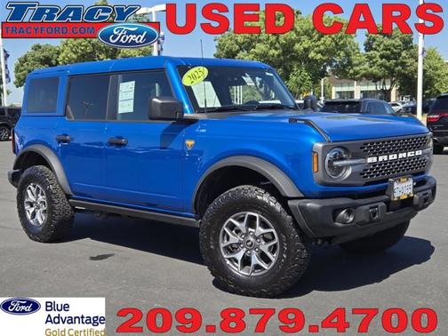 VELOCITY BLUE METALLIC 2025 Ford Bronco BADLANDS