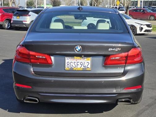 2019 BMW 540 540I