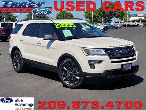 WHITE PLATINUM MET TRI-COAT 2018 Ford Explorer XLT