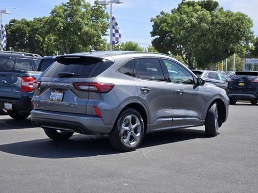 CARBONIZED GRAY METALLIC 2024 Ford Escape ST-LINE