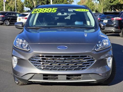 2021 Ford Escape TITANIUM