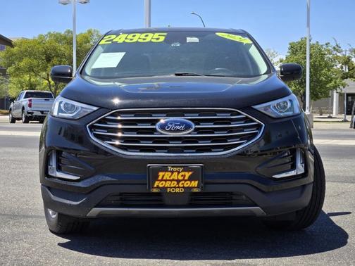 AGATE BLACK METALLIC 2021 Ford Edge