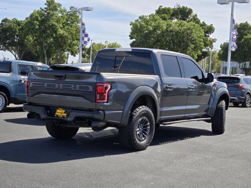 MAGNETIC 2020 Ford F-150 RAPTOR
