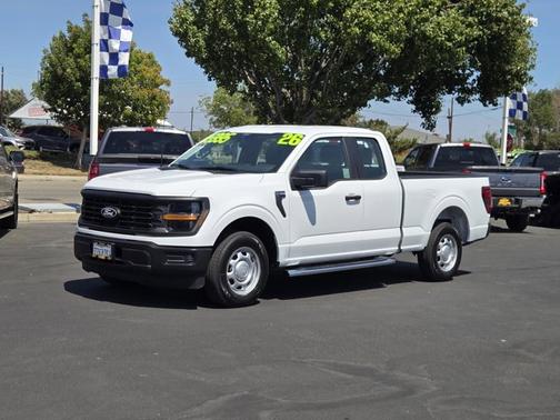 OXFORD WHITE 2026 Ford F-150 XL