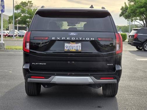 AGATE BLACK METALLIC 2025 Ford Expedition PLATINUM
