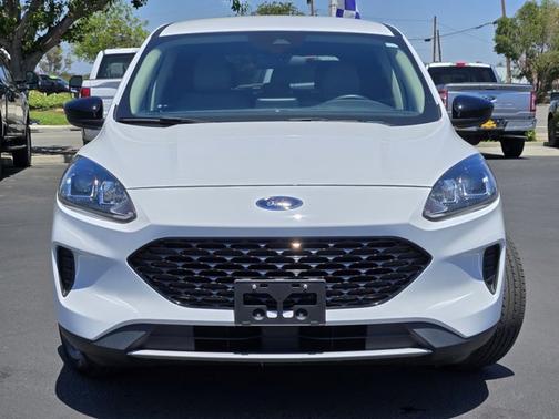 2020 Ford Escape SE SPORT