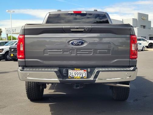 CARBONIZED GRAY METALLIC 2023 Ford F-150