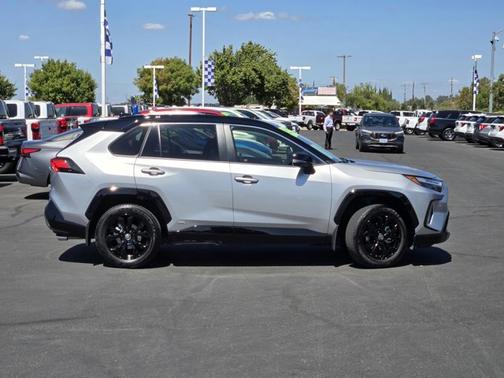 2024 Toyota RAV4 XSE