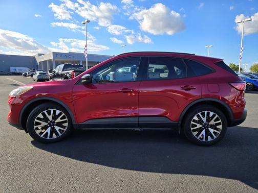 2020 Ford Escape SE SPORT