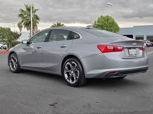 Sterling Gray Metallic 2023 Chevrolet Malibu LT W/1LT