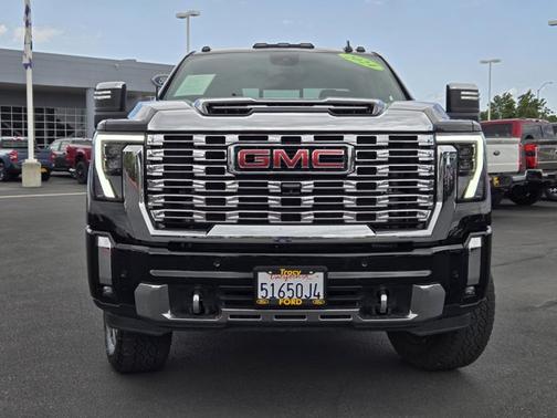 Onyx Black 2024 GMC Sierra 1500 DENALI