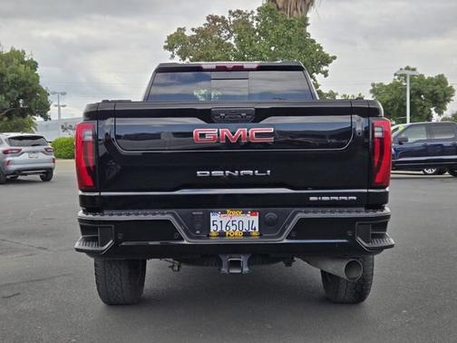 Onyx Black 2024 GMC Sierra 1500 DENALI