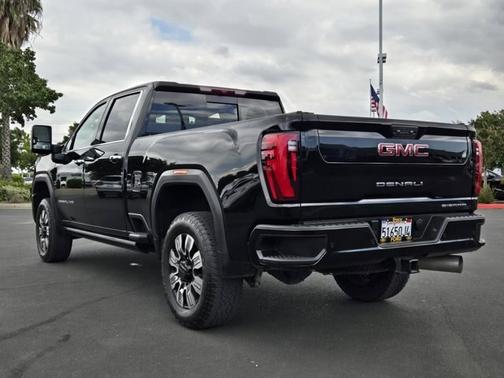 Onyx Black 2024 GMC Sierra 1500 DENALI