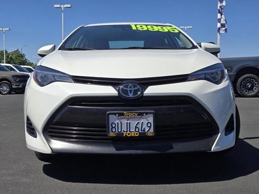 White 2018 Toyota Corolla