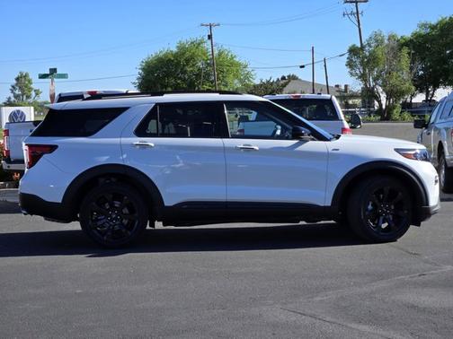 STAR WHITE MET TRI-COAT 2023 Ford Explorer ST-LINE