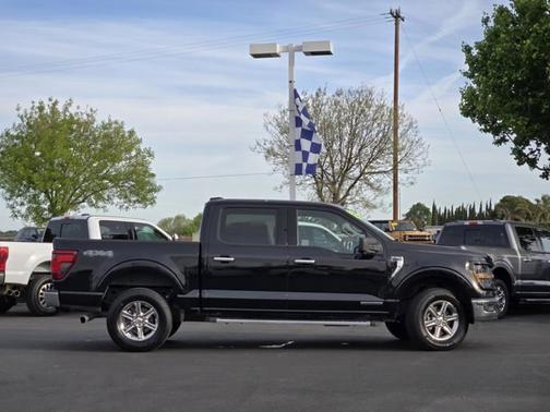 AGATE BLACK METALLIC 2024 Ford F-150 XLT