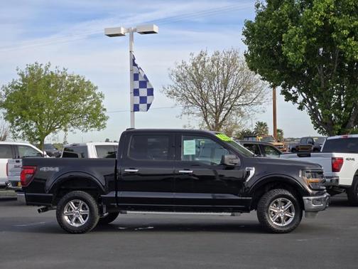 AGATE BLACK METALLIC 2025 Ford F-150 XLT