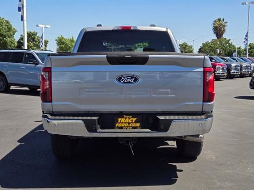 ICONIC SILVER METALLIC 2025 Ford F-150 XLT