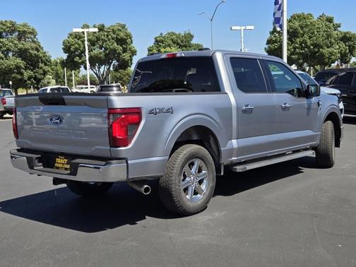 ICONIC SILVER METALLIC 2025 Ford F-150 XLT