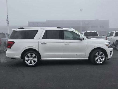 2024 Ford Expedition PLATINUM