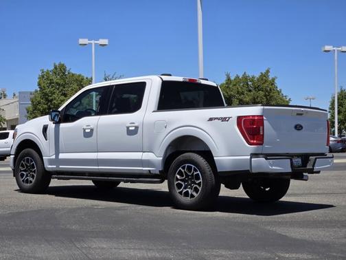 OXFORD WHITE 2023 Ford F-150 XL