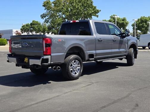 CARBONIZED GRAY 2024 Ford F-250 SUPER DUTY