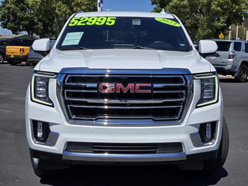 2023 GMC Yukon SLT