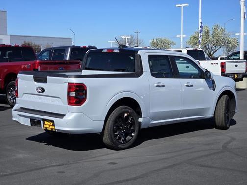 SPACE WHITE METALLIC 2026 Ford Maverick LOBO STANDARD