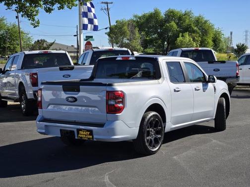SPACE WHITE METALLIC 2026 Ford Maverick LOBO STANDARD