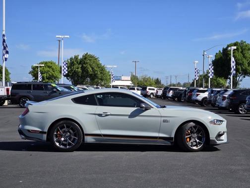 2021 Ford Mustang MACH 1