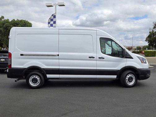 2023 Ford Transit-250